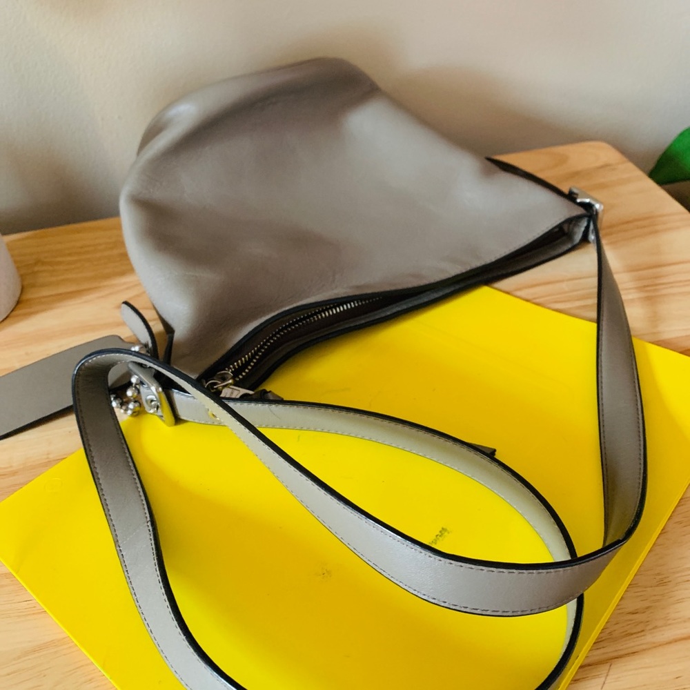 Coach Bucket Bag - Picture 11 of 12